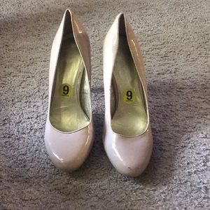 Jessica Simpson Nude Shoes